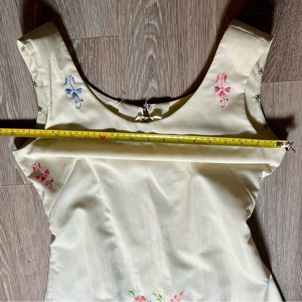 Vintage 60s Maxi Dress Ivory Embroidered floral Sleeveless Prairie Hippie Boho S - Picture 11 of 16